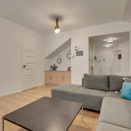 Orlowska Riviera - Ok 50M Od Morza Piwnica Apartamento *